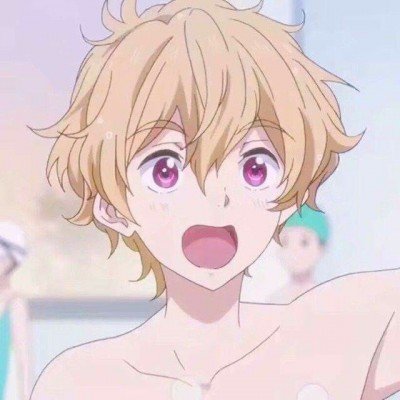 俄美女COS《巫师3》特莉丝超性感 诱人美胸有沟必火